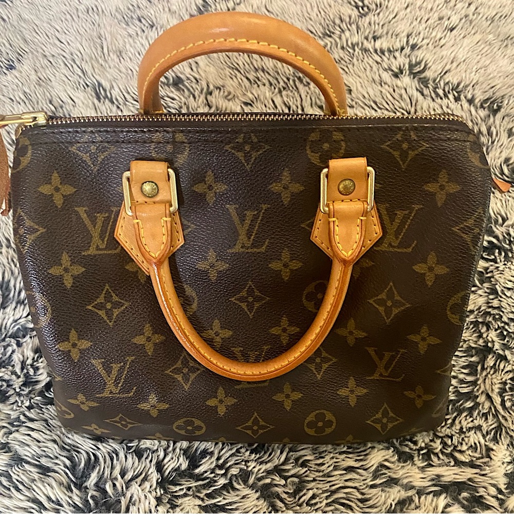 Louis Vuitton Speedy 30